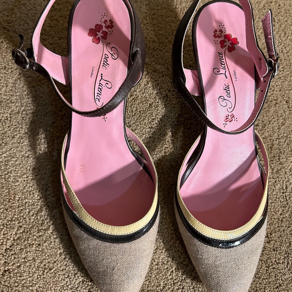 poetic license tan kitten heel